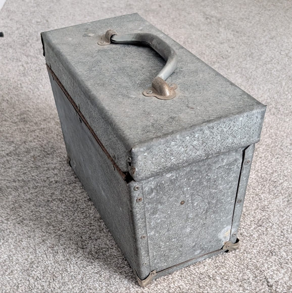 Rustic Silver Metal Box - Picture 5 of 10